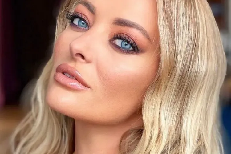 Delia, copilărie marcată de abuzuri: „Pipăiau efectiv pe sâni. Nu mai am toleranță pentru jeg uman”