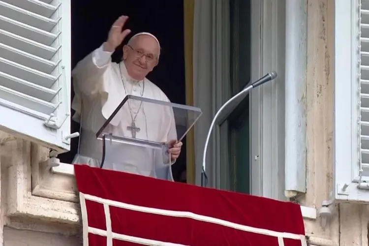 Papa Francisc dorește să-l întâlnească pe Putin la Moscova pentru a-l convinge să pună capăt războiului din Ucraina