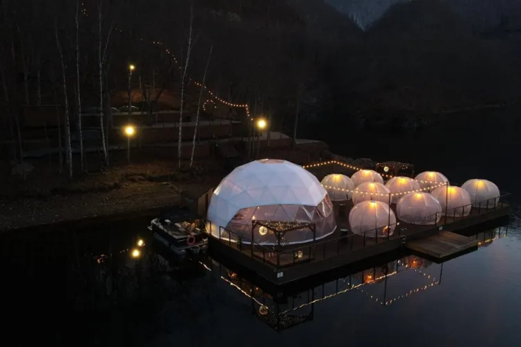 Locul de la Tarnița care îți taie respirația! Nu-ți vine să crezi că e real. Te simți în Italia, dar costă pe măsură - FOTO   