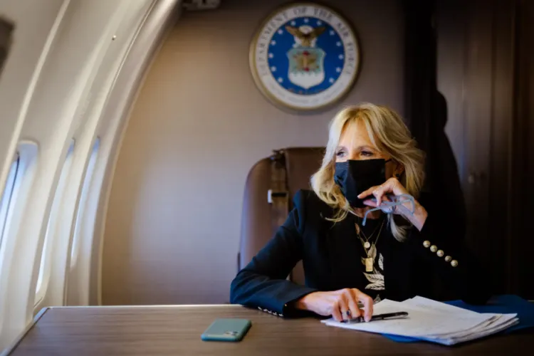 Prima Doamnă a Statelor Unite ale Americii, Jill Biden, ajunge astăzi în România. Ce mesaj a transmis aceasta în drum spre țara noastră 