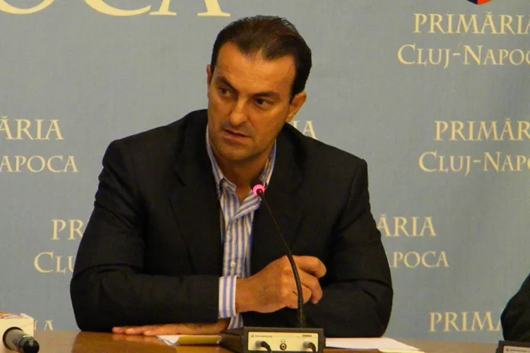 Primarul Sorin Apostu catre PSD -isti: Am anuntat ca vrem sa cumparam veste pentru politia locala, nu ca le cumparam!