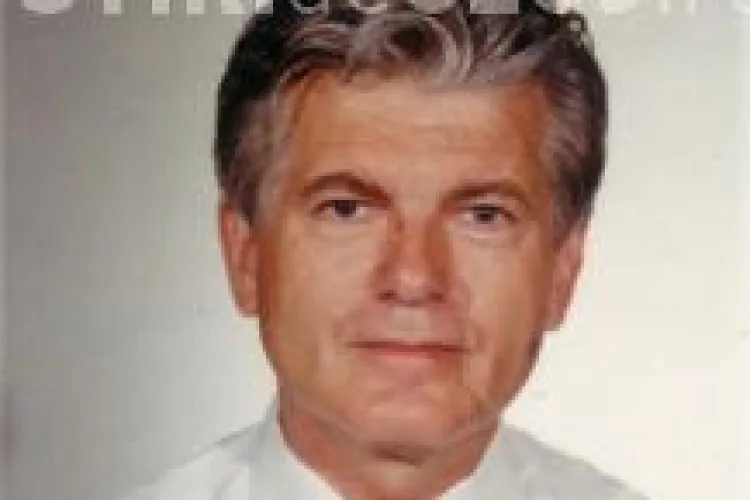 Profesorul universitar George Vermesan, de la UTCN, s-a aruncat marti de pe blocul situat pe Calea Motilor! VIDEO