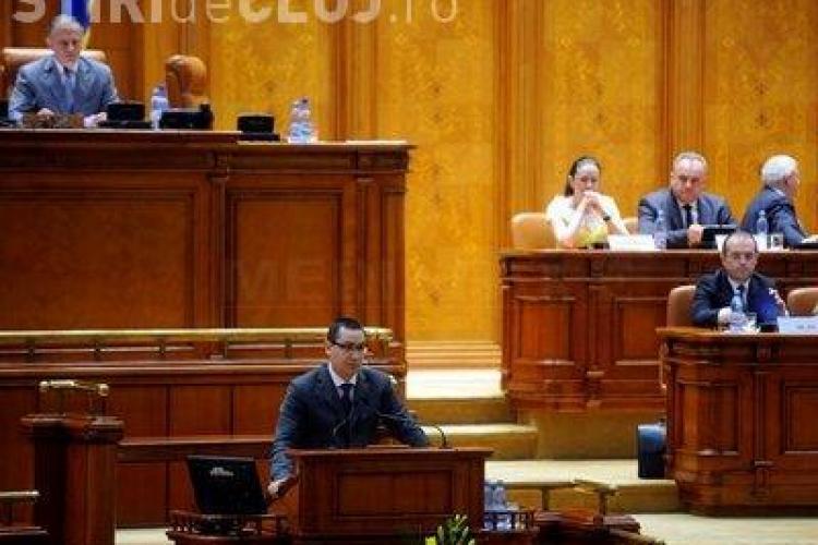 Ponta: Boc e un papagal! Premierul a parasit sala suparat
