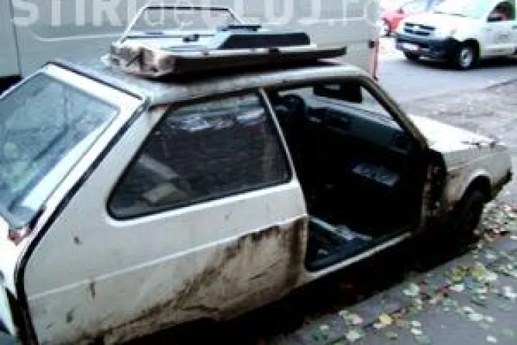 41 de masini abandonate, ridicate de Primaria Cluj-Napoca