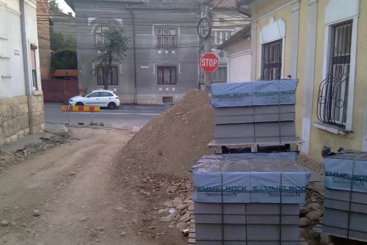 300 de alei si strazi dintre blocurile din Cluj Napoca vor fi modernizate in urmatorii trei ani!