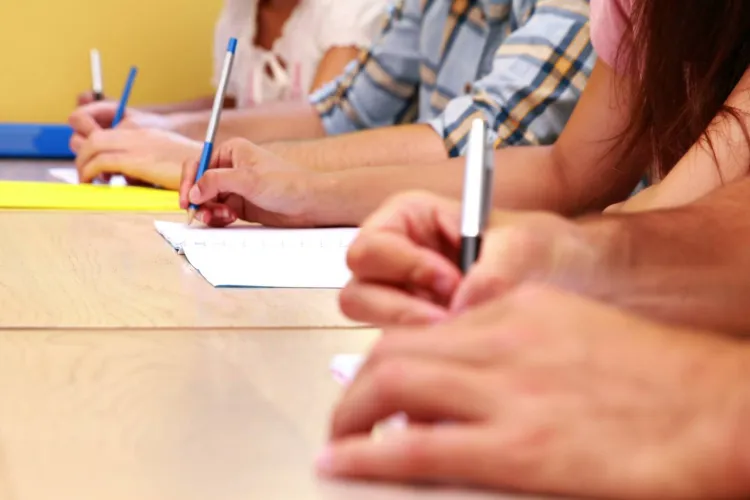 Bacalaureat 2022: Înscrierea începe în perioada 23-27 mai. Care sunt documentele de care au nevoie elevii de clasa a XII- a