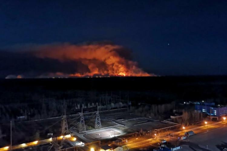 Ce spun meteorologii români despre norul de fum, apărut după incendiul de la Cernobîl. Ce arată indicele de radioactivitate