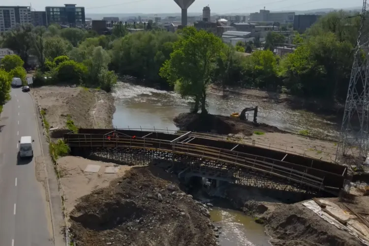 VIDEO - Parcul Armătura din cartierul Iris începe să prindă contur. Imagini din dronă cu progresul proiectului de revitalizare a parcului 