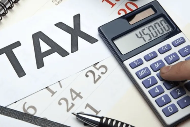 Guvernul adună banii de la bogați: TVA mai mare pentru anumite produse şi impozit în funcţie de cât de scumpă e casa   