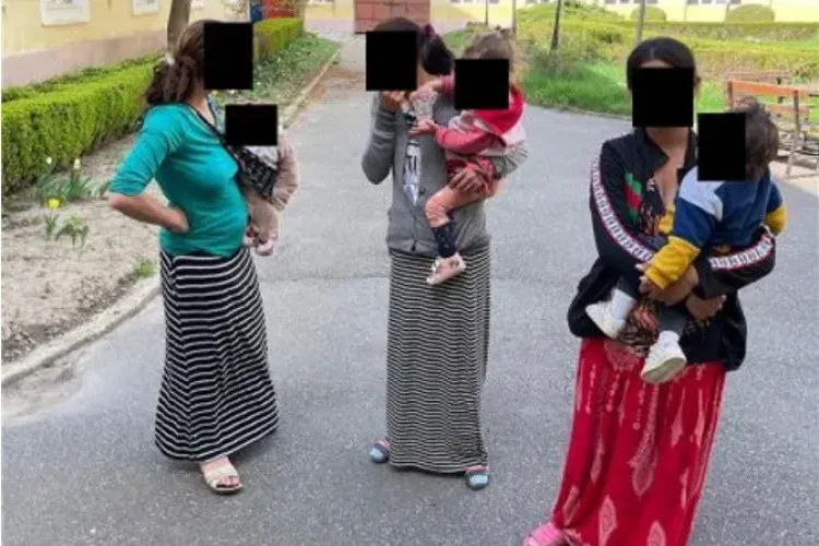 Zeci de cerșetori, originari din Sălaj, amendați la Dej de poliția locală. Polițiștii locali nu mai știu cum să remedieze problema