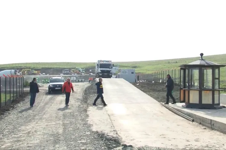 Clujul e în pragul unei noi crize a gunoaielor. Boc aruncă vina la ADI și Tișe: Nu generați o nouă criză a gunoaielor!