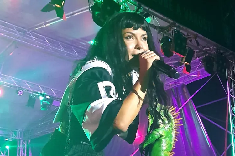 Inna, huiduită la Satu Mare, după ce i-a salutat pe fanii de la un concert în maghiară - VIDEO