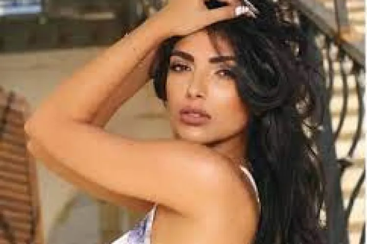 Cum arată Monica Bellucci de România, Călina Mitra - FOTO   