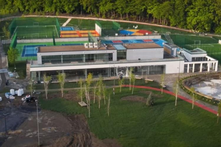 Baza sportivă „La Terenuri” din Mănăștur va fi dată în folosință la începutul lunii iulie. Clujenii speră să nu se mai amâne perioada de inaugurare 
