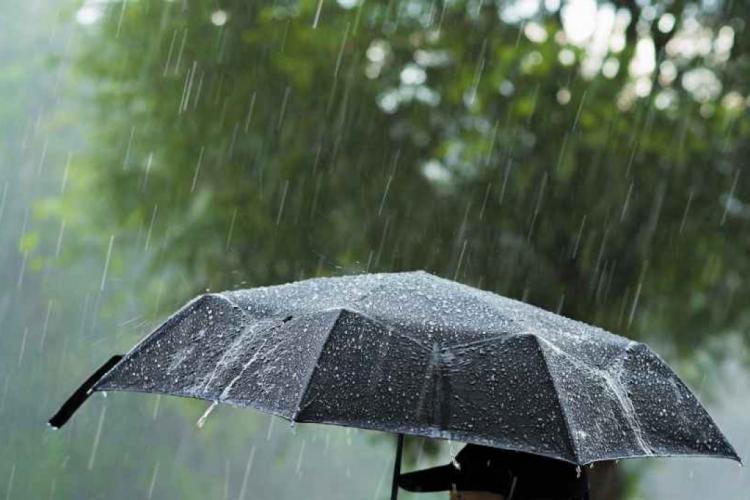 Revin ploile torențiale! Cod galben de vreme instabilă și grindină la Cluj și în alte 16 judeţe