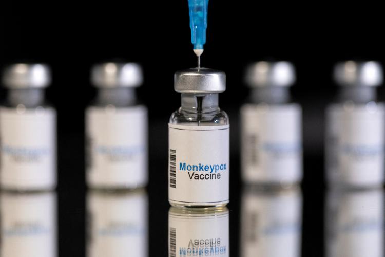 Spania începe vaccinarea împotriva variolei maimuței. Doar cei care au fost în contact direct cu persoanele infectate vor fi vaccinate