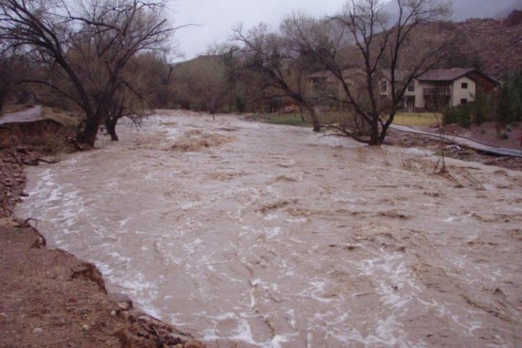 Atenție! Cod Galben de inundaţii pe Crişul Repede, în județul Cluj
