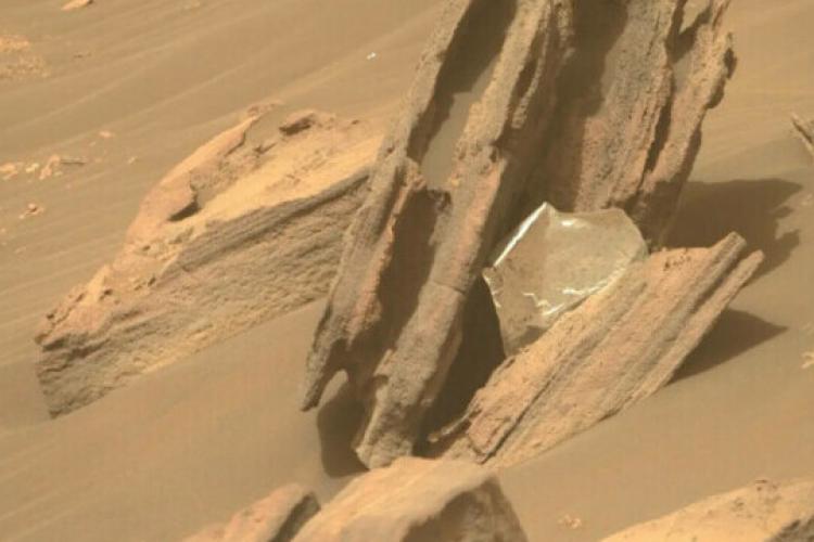 Descoperire surprinzătoare pe Marte. Imaginile surprinse de roverul Perseverance au ridicat semne de întrebare