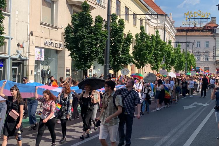 Marșul PRIDE Cluj 2022. Comunitatea LGBT a scandat pe străzi - VIDEO