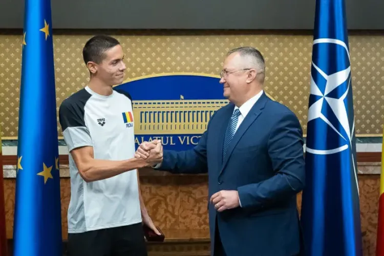 Ce i-a cerut campionul David Popovici premierului Nicolae Ciucă: „Suntem datori să facem ceea ce trebuie să facem”