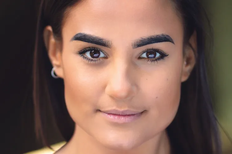 O orfană din Cluj a ajuns actriță la Londra. Povestea dramatică a Adrianei Ionica   