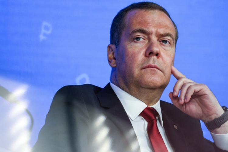 Fostul președinte rus, Dmitri Medvedev: „Orice abordare militară NATO asupra Crimeei ar putea duce la al treilea război mondial”