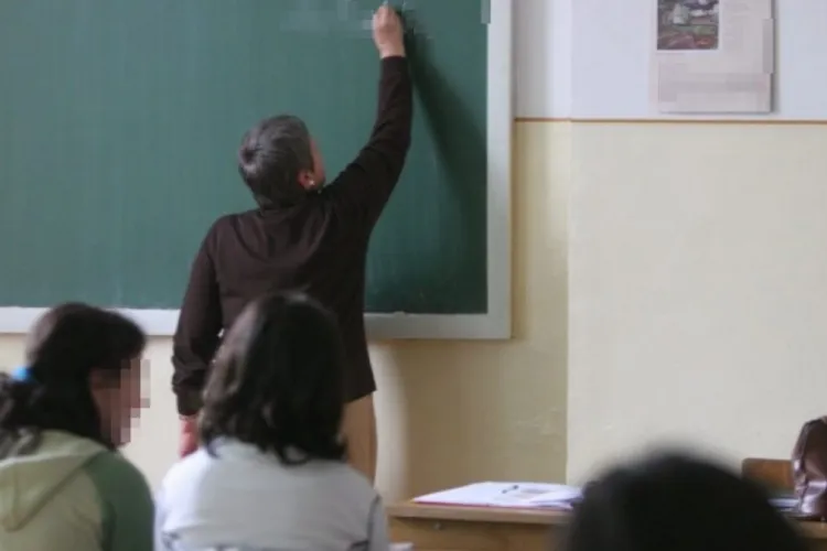 Reforma Educației, în plină criză economică. Salariul mediu în învățământ va fi de 9.500 lei