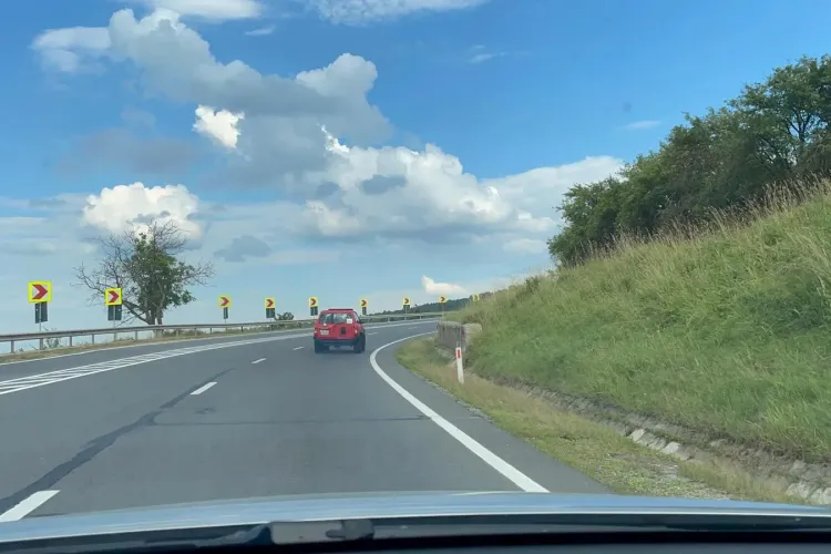 ”Criminal al ozonului”, filmat pe Calea Turzii: ”Încă se ia ITP -ul pe mită? E penală treaba” - VIDEO și FOTO   