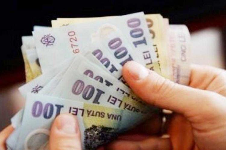 Cât vor plăti românii în plus după modificarea Codului Fiscal. Guvernanții au anunțat modificările