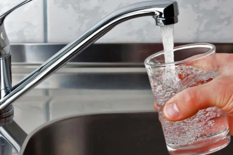 Apa e un LUX în Feleacu. Nu au apă de joi, 30 iunie: Facem dușuri pe la cine apucăm în Cluj-Napoca 