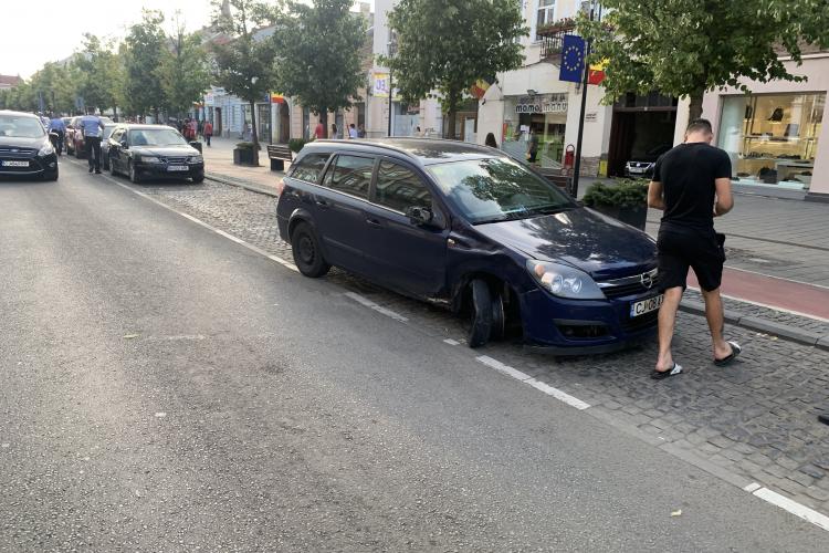 Accident pe Bulevardul Eroilor, in condiții de trafic redus - FOTO