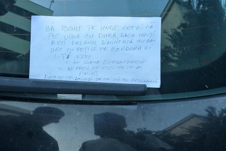 O altă zi de șofer în Mănăștur. Mesaj viral: Bă, boule. Pe unde crezi că pot vira cu duba, dacă nu-ți muți cazanul! - FOTO