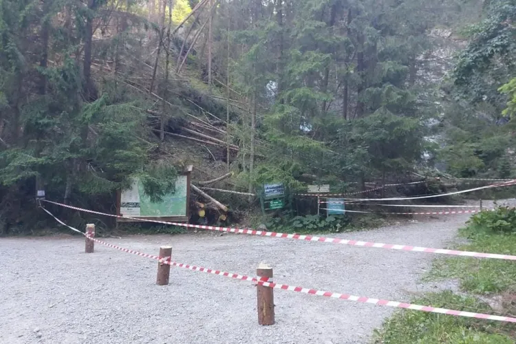 Acces interzis la Cascada Vălul Miresei - FOTO