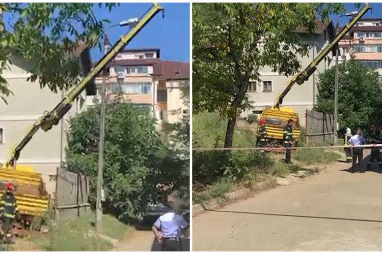 Viața a 12 copii de la o grădiniță, pusă în pericol. Brațul unei macarale, la un pas să prăbușească peste clădirea în care se aflau micuții