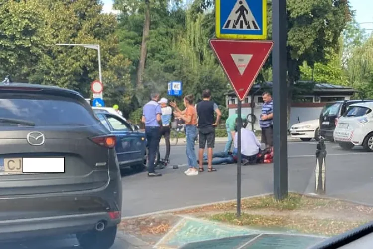 Pieton lovit pe Aleea Stadion: Ce să facă Poliția Locală, să îi treacă de mână strada? - FOTO