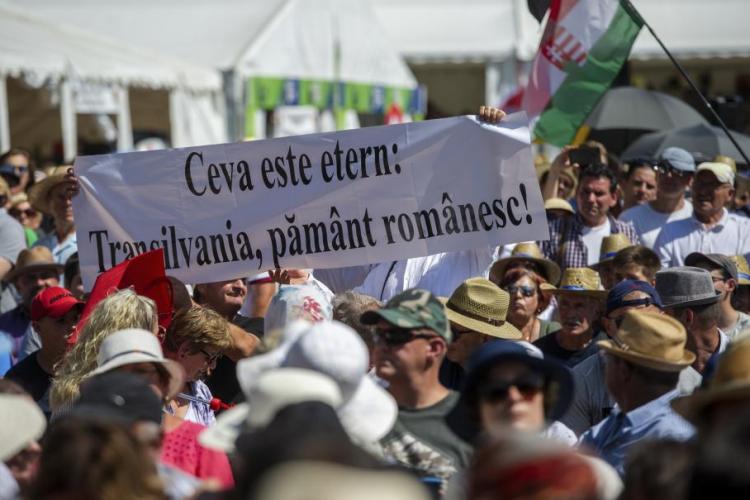 „Transilvania, pământ românesc!”. Incident în timpul discursului lui Viktor Orban la Băile Tuşnad