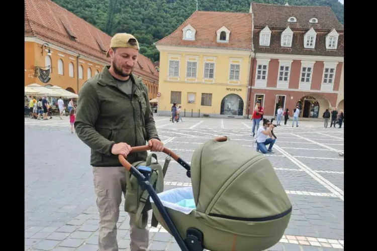 Godină, lecție pentru Buhnici: Mamele mai pun și niște celulită pe coapse, spre disprețul vreunui bețivan aflat la mare pentru a se uita după țâțe și buci