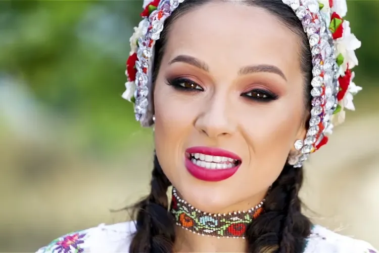 De ce Vlăduța Lupău își va îmbrăca fiul numai de la second-hand. Artista vrea să îl crească modest și BUN