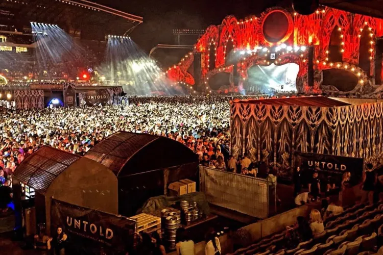 Un teolog le răspunde celor care susțin că UNTOLD „alterează cultura tineretului”: „Se anulează festivalul, stați liniștiți, vin alte ispite”