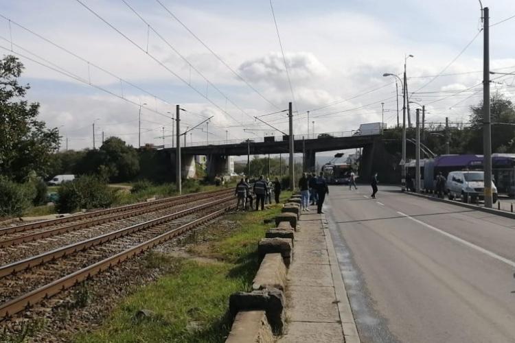 ”Și-a pus capul pe șina de tren...” - Sinucidere sinistră la Cluj-Napoca! A murit tăiat de tren la podul IRA