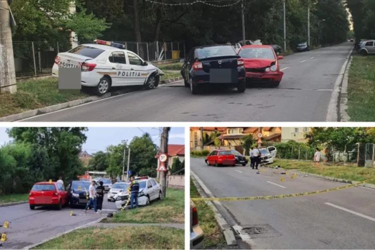 Accident bizar de circulație, o şoferiţă a avariat două maşini ale Poliţiei, parcate pe marginea drumului