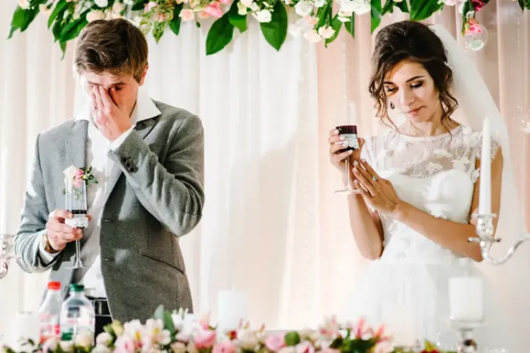 Doi miri au rămas fără banii de la nuntă. Hoțul a fugit cu 17.800 de euro chiar a doua zi după eveniment: „Soția este îngozită”