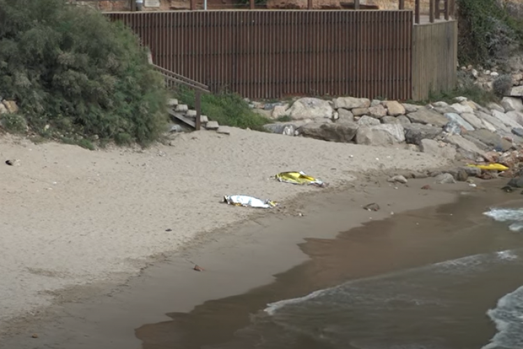 Tragedie pe o plajă din Spania: Doi români au murit, iar fiul în vârstă de 15 ani al unuia dintre ei este în stare critică