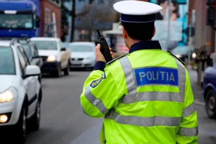 Un poliţist de 20 de ani a încercat să-și păcălească colegii. Și-a pus „numerele” altei maşini pe vehiculul său neînmatriculat