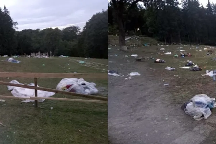 Mormane de gunoaie, lăsate de pelerini pe dealul de la Mănăstirea Nicula. Călugării încă strâng: „Nu ne mai facem bine niciodată!”