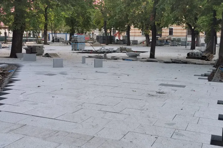Boc e iritat când e întrebat despre ”betonarea” parcurilor din Cluj-Napoca: E pentru o buna calitate a vieții - FOTO