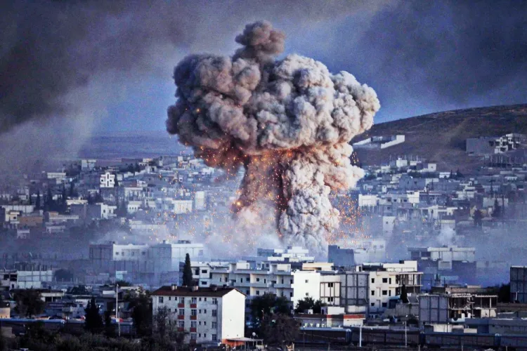 Sunet continuu de alarmă aeriană de Ziua Independenței în Ucraina. Temerile de bombardamente au crescut în toată țara