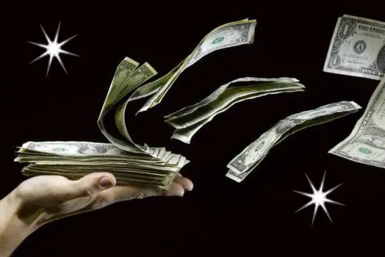 Zodiile care pierd bani în luna septembrie. Cei vizați mai pot lua încă măsuri