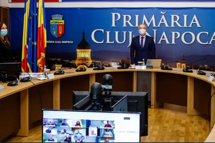 Consilier Local îl SCUTURĂ pe Emil Boc: ”Când îți ia peste 5 ani să faci o școală nouă atunci educația nu e prioritară!”