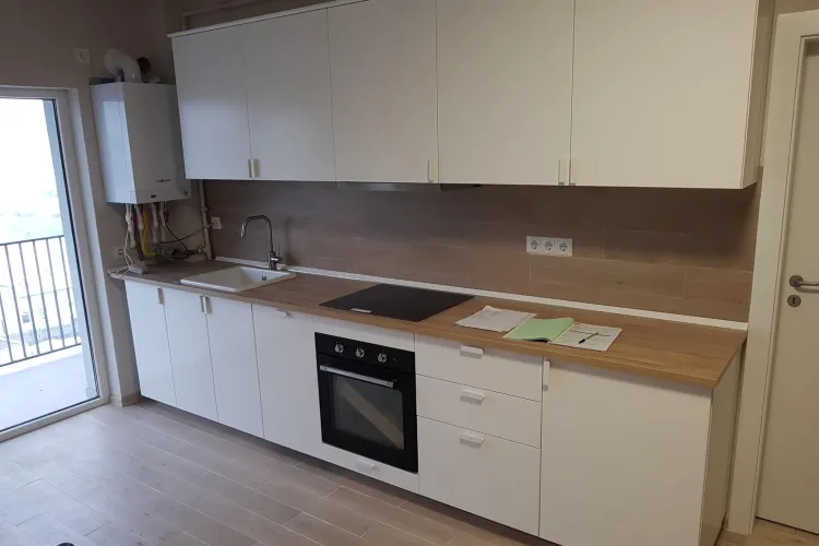 Apartament cu ”mini-living” în Mărăști, la 400 de euro chirie! Vi se pare normal?